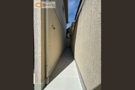 4_photo/94ce21daf3.2d3ac289e0c8b5b7-ATLAS-aa14f6da-cbfa-4ae8-a18f-d4c034f87822.jpg de casa à venda com 2 quartos, 56m² em Parque das Americas, Praia Grande