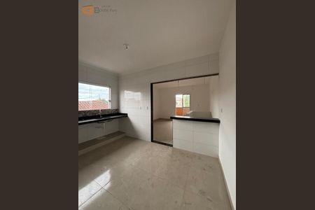 9_photo/94ce21de6b.badfd497b63a3b5d-ATLAS-b1baa24d-21bf-4dd0-8031-cd2a14fc1dc3.jpg de casa à venda com 2 quartos, 88m² em Ribeirópolis, Praia Grande