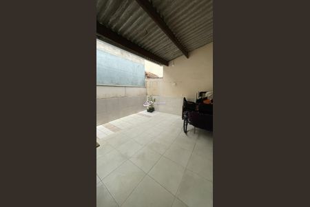 19_photo/94ce21ea01.8d27b9fcb1abea0f-ATLAS-ffdcb582-6cb9-4306-956f-3517d73c8781.jpg de casa à venda com 2 quartos, 80m² em Parque das Americas, Praia Grande
