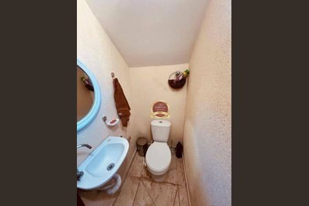 5_photo/94ce272ce3.3ddf5e48fefe922b-ATLAS-32678b91-dd94-4db5-bcd8-a7fe0fa24f27.jpg de casa à venda com 4 quartos, 248m² em Cidade das Crianças, Praia Grande