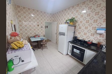 11_photo/94ce2733c9.c3803a3b1d149b78-ATLAS-937a77b3-e03b-41c1-9bfd-ba2de7d1b25d.jpg de casa à venda com 2 quartos, 88m² em Vilamar, Praia Grande