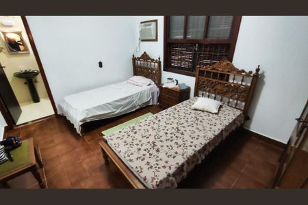 4_photo/94ce273481.1ec89c7cbdfc8b9a-ATLAS-4c7c5a32-6199-448a-80e9-78cfa7dc5c1a.jpg de casa à venda com 3 quartos, 150m² em Solemar, Praia Grande