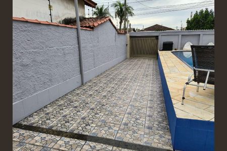 22_photo/94ce2736cb.61bdc0c06b760ac2-ATLAS-8890dd54-b4b7-4dc5-b600-d7f7de67d659.jpg de casa à venda com 3 quartos, 230m² em Solemar, Praia Grande