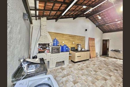 1_photo/94ce2736e5.46d17383da5a274e-ATLAS-fe24bf8c-0f37-4e60-80df-ddcfc6ddb611.jpg de casa à venda com 3 quartos, 120m² em Solemar, Praia Grande