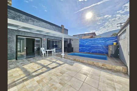 11_photo/94ce2736e5.c27bb358fc36071b-ATLAS-d2844f16-90ab-49bb-8d4f-ad5e0f2cdb07.jpg de casa à venda com 3 quartos, 145m² em Solemar, Praia Grande