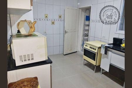 4_photo/94ce273bd7.06f580ef29e16131-ATLAS-b85790f4-1e4e-4c4e-884f-7e9a8ec8aabb.jpg de casa à venda com 2 quartos, 110m² em Vilamar, Praia Grande