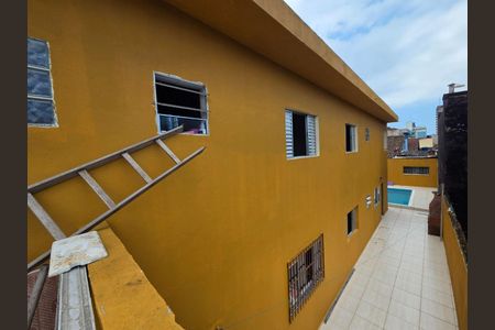 7_photo/94ce273bd7.5b0fa7abc9a2e704-ATLAS-28152730-2a3f-45d0-8f6d-db6e20a3f30b.jpg de casa à venda com 5 quartos, 209m² em Vilamar, Praia Grande