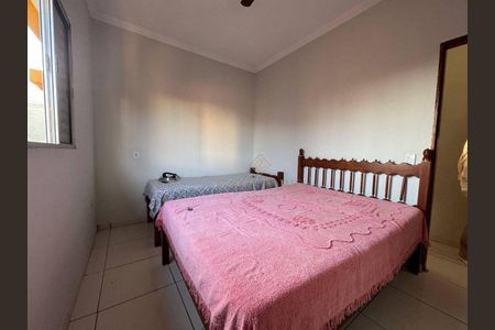 2_photo/94ce273bd7.5b0fa7abc9a2e704-ATLAS-3d28f7d9-7c08-4eb7-b841-495a0aa6e1ea.jpg de casa à venda com 5 quartos, 209m² em Vilamar, Praia Grande