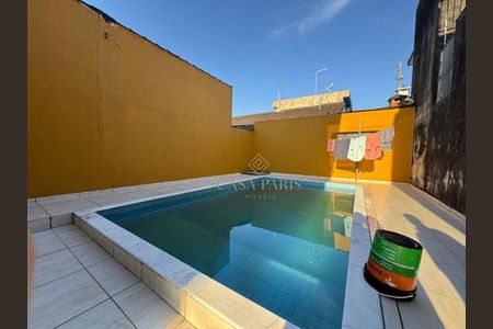 3_photo/94ce273bd7.5b0fa7abc9a2e704-ATLAS-b8d2e871-3860-45ce-97fe-7a6385b3f0d1.jpg de casa à venda com 5 quartos, 209m² em Vilamar, Praia Grande