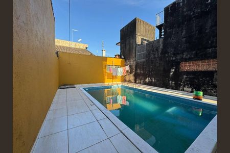 10_photo/94ce273bd7.5b0fa7abc9a2e704-ATLAS-ee6f3638-a18b-43a0-a82a-dcb0055f4f24.jpg de casa à venda com 5 quartos, 209m² em Vilamar, Praia Grande