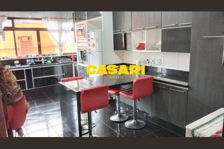 5_photo/94ce418c6b.dc4c3710a436727e-ATLAS-5db36095-3d6d-4404-a1d0-3faa0cf7260e.jpg de casa para alugar com 3 quartos, 315m² em Jardim Wallace Simonsen, São Bernardo do Campo
