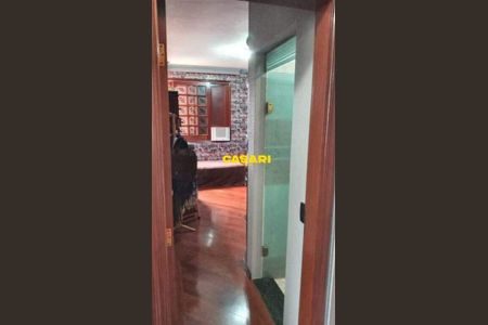 26_photo/94ce418c6b.dc4c3710a436727e-ATLAS-ecf17fdb-828b-4f46-9c76-c52af23d96fa.jpg de casa para alugar com 3 quartos, 315m² em Jardim Wallace Simonsen, São Bernardo do Campo