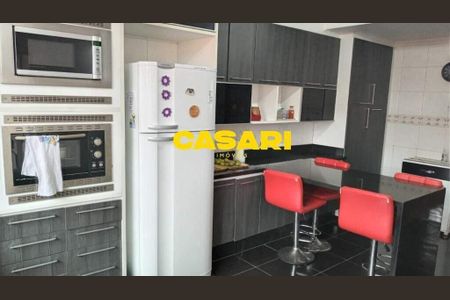6_photo/94ce418c6b.dc4c3710a436727e-ATLAS-fffd39fb-4abc-41dd-ba0b-55e0008a5799.jpg de casa para alugar com 3 quartos, 315m² em Jardim Wallace Simonsen, São Bernardo do Campo