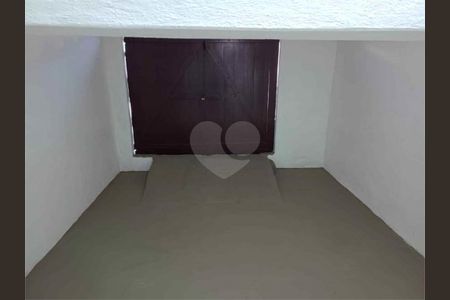 9_photo/94ce419afd.49e5f4e107e90c19-ATLAS-c8cf4aba-7107-4c5e-ba95-d35f0280dc76.jpg de casa à venda com 2 quartos, 78m² em Centro, São Bernardo do Campo