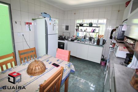 8_photo/94ce41c9c9.b6a546f4d11f40ff-ATLAS-51a6400c-44ee-41e8-84a6-eeb03ffb3e46.jpg de casa à venda com 2 quartos, 118m² em Vila Sao Jose, São Bernardo do Campo