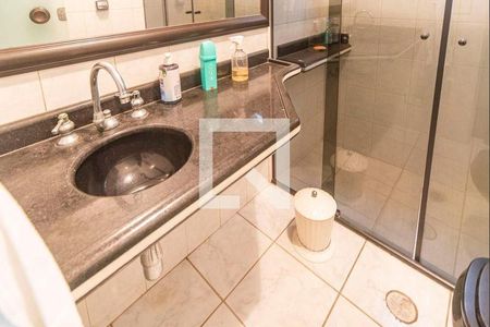 5_photo/94ce4202a9.e6f02a1e96aef2b1-ATLAS-5731ad6d-aad5-4a10-8607-0f80ff6ec0e0.jpg de casa à venda com 4 quartos, 214m² em Jardim Las Vegas, Santo André