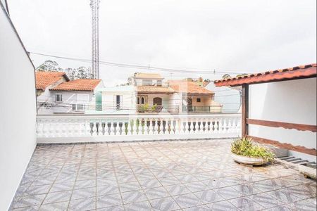 10_photo/94ce4202a9.e6f02a1e96aef2b1-ATLAS-686e18ca-862d-4bed-a1de-22ca6ec544f4.jpg de casa à venda com 4 quartos, 214m² em Jardim Las Vegas, Santo André