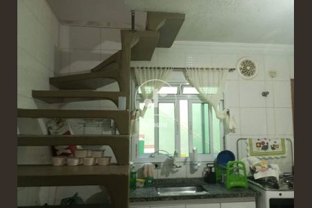 4_photo/94ce420753.659d7f3f71f48841-ATLAS-509174e0-80ef-43ec-ac4e-ea6fce4ecbcc.jpg de casa à venda com 3 quartos, 120m² em Jardim do Estádio, Santo André