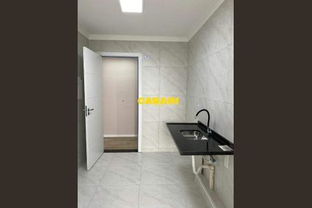 8_photo/94ce421275.482aa7eccbdbb35d-ATLAS-3324eea5-4131-401d-9a53-96e733cbfca7.jpg de apartamento à venda com 3 quartos, 70m² em Vila Bela Vista, Santo André