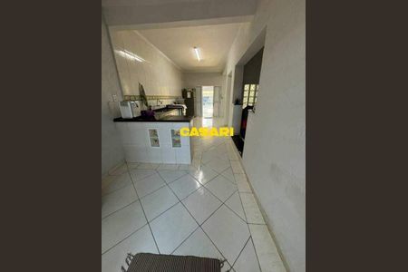 12_photo/94ce4214af.0435190f6de6ffa1-ATLAS-4f49014b-bd32-46da-b5d5-594d878fbf1a.jpg de casa para alugar com 3 quartos, 200m² em Jardim Jamaica, Santo André