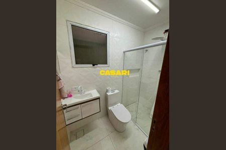 19_photo/94ce4214af.0435190f6de6ffa1-ATLAS-57b4df09-2c1f-42b2-99bb-960e5fa55d27.jpg de casa para alugar com 3 quartos, 200m² em Jardim Jamaica, Santo André