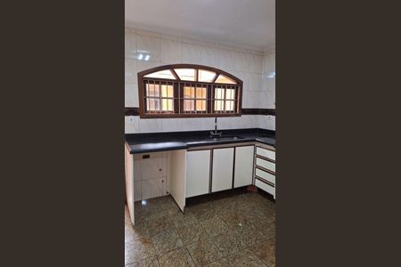 6_photo/94ce421c8d.88dcffa138285222-ATLAS-43d75884-9406-4ea1-927f-65f6174aae0b.jpg de casa à venda com 5 quartos, 276m² em Jardim Las Vegas, Santo André