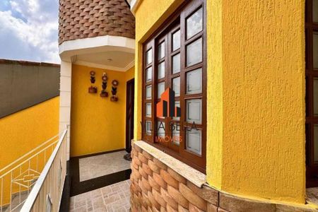 8_photo/94ce421cbd.cfa739a5e5a42e59-ATLAS-21e28a35-69e6-4474-9df3-63cf0c78767a.jpg de casa à venda com 4 quartos, 241m² em Jardim Las Vegas, Santo André