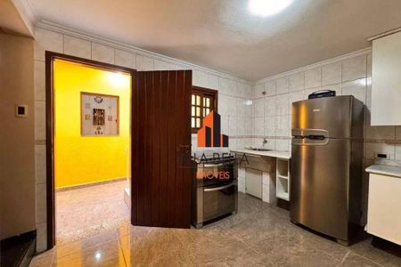 6_photo/94ce421cbd.cfa739a5e5a42e59-ATLAS-8671c280-6579-47fd-809f-08b3d4c59dd8.jpg de casa à venda com 4 quartos, 241m² em Jardim Las Vegas, Santo André