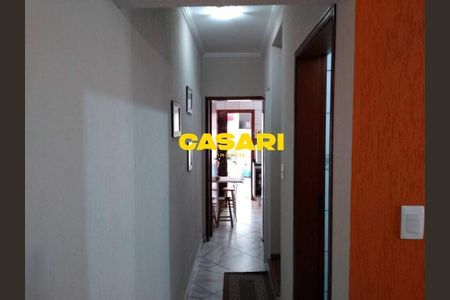 4_photo/94ce421cd5.1ec89c7cbdfc8b9a-ATLAS-26fd867c-f2ee-4974-8fa6-00f631376db7.jpg de casa à venda com 3 quartos, 182m² em Jardim Las Vegas, Santo André