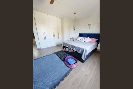 5_photo/94ce421d1b.93b8fa184532727f-ATLAS-2663358d-1911-4d42-ad2b-e1a0146fb2d5.jpg de casa à venda com 3 quartos, 260m² em Jardim Las Vegas, Santo André