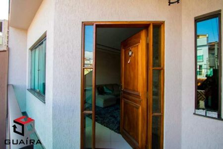 6_photo/94ce421d35.42fc04046762a4be-ATLAS-98c7c967-c593-4a28-bf44-04d8d7eb3e54.jpg de casa para alugar com 3 quartos, 260m² em Jardim Las Vegas, Santo André