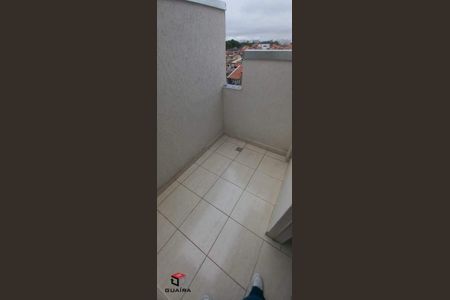 2_photo/94ce421d5f.59b9fa3339c8dcb8-ATLAS-15c99e1b-a437-4fdc-a8a1-62e19f3b63a5.jpg de casa à venda com 3 quartos, 180m² em Jardim Las Vegas, Santo André