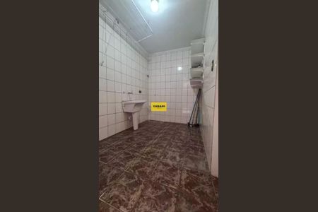 15_photo/94ce422139.598c66e7e5047e83-ATLAS-5a230bd2-5a99-4d5a-8236-5e9e32c1cca3.jpg de casa para alugar com 3 quartos, 179m² em Nova Petrópolis, São Bernardo do Campo