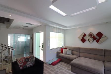 4_photo/94ce4228b5.8e14c5f9c2788e57-ATLAS-9ff06294-83db-467e-a5fb-9b8f441c53e0.jpg de casa para alugar com 3 quartos, 237m² em Nova Petrópolis, São Bernardo do Campo
