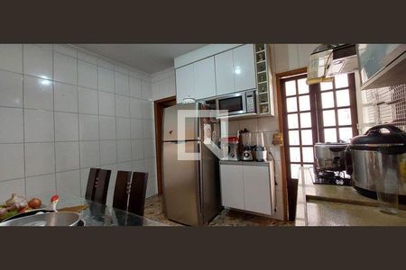 27_photo/94ce424207.1c30879e3ee593f9-ATLAS-255b7a81-7d07-4988-973e-8c48d00ad577.jpg de casa à venda com 2 quartos, 115m² em Vila Apiai, Santo André