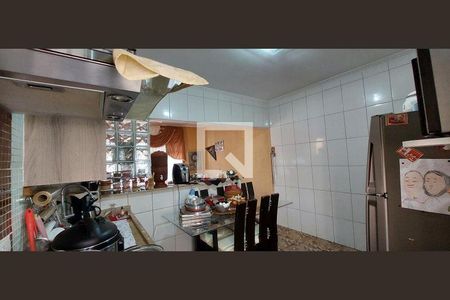 28_photo/94ce424207.1c30879e3ee593f9-ATLAS-cd751b1b-6195-4ee3-8db0-fb03d19c3f8d.jpg de casa à venda com 2 quartos, 115m² em Vila Apiai, Santo André