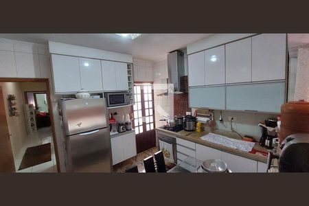 30_photo/94ce424207.1c30879e3ee593f9-ATLAS-cda320a9-29c7-41cb-9680-9c9dfce6ca02.jpg de casa à venda com 2 quartos, 115m² em Vila Apiai, Santo André