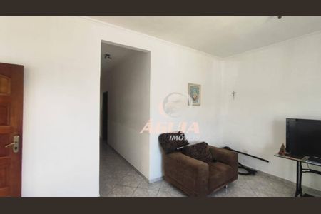 10_photo/94ce4246af.61df383ebc62b81a-ATLAS-e944fd14-c9f4-4217-9c7f-1dc531a0251f.jpg de casa à venda com 3 quartos, 120m² em Jardim Stella, Santo André