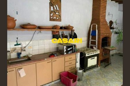 15_photo/94ce4247e5.07fb07773285f6be-ATLAS-632aa2ae-f40d-4814-a7a5-a2c5ed7623a5.jpg de casa à venda com 3 quartos, 252m² em Baeta Neves, São Bernardo do Campo