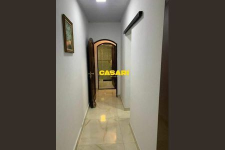 13_photo/94ce4247e5.07fb07773285f6be-ATLAS-e458eeec-8704-4cdf-8992-69ef4fbd7346.jpg de casa à venda com 3 quartos, 252m² em Baeta Neves, São Bernardo do Campo