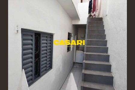 4_photo/94ce425599.de7f1e39899531ac-ATLAS-9fab38fa-94f5-4776-b3cd-2f9f99530b8c.jpg de casa à venda com 3 quartos, 250m² em Vila Floresta, Santo André