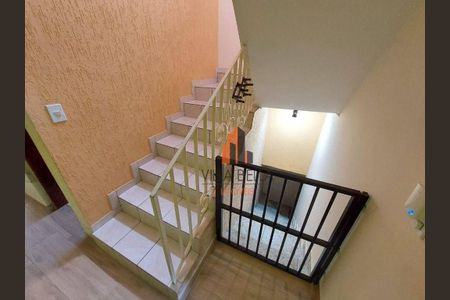 5_photo/94ce42583d.3cb6da0e6bf8199e-ATLAS-21cf33e1-5aff-436f-89bd-5916a5c3e867.jpg de casa para alugar com 3 quartos, 198m² em Vila Floresta, Santo André