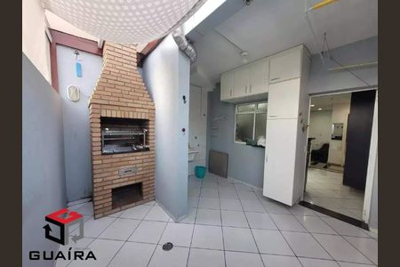 6_photo/94ce4259a3.c4a86b3c211625c7-ATLAS-23fa1bf9-c58f-4908-bb81-e8594e97b4ef.jpg de casa de condomínio à venda com 3 quartos, 130m² em Vila Scarpelli, Santo André