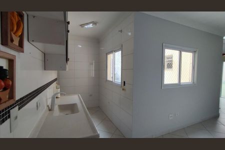 11_photo/94ce425a8f.ceff8192393c33de-ATLAS-3f6026e2-d690-41a4-9079-5e149ce16b5b.jpg de casa à venda com 2 quartos, 76m² em Vila Scarpelli, Santo André