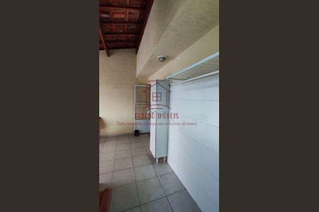 29_photo/94ce425a8f.ceff8192393c33de-ATLAS-e55b09dd-737f-44de-a8bb-d63130711f38.jpg de casa à venda com 2 quartos, 76m² em Vila Scarpelli, Santo André