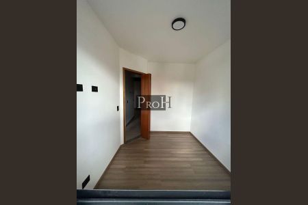 2_photo/94ce425aa1.ceff8192393c33de-ATLAS-35a8e8c3-030d-4a58-bc8d-f01c4584ecae.jpg de casa à venda com 2 quartos, 46m² em Vila Scarpelli, Santo André