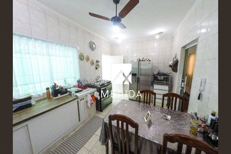 7_photo/94ce425b93.493670d4233c2108-ATLAS-b87df3cb-4ee5-484b-8333-7e464cf991b1.jpg de casa à venda com 3 quartos, 243m² em Pinheirinho, Santo André