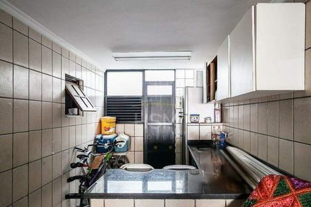 5_photo/94ce425b9f.719fbdc320448c84-ATLAS-bb0cc403-3d14-4e70-804b-43fa8855e50f.jpg de casa para alugar com 3 quartos, 312m² em Pinheirinho, Santo André