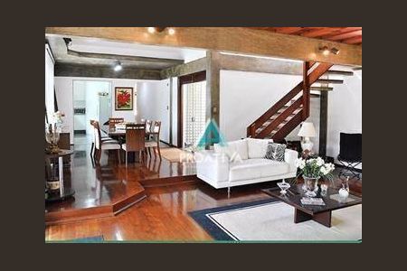 3_photo/94ce425c9b.09604b2c146ebc17-ATLAS-70017d27-cff9-43c4-a0e9-dae17aa9cbfe.jpg de casa para alugar com 3 quartos, 441m² em Pinheirinho, Santo André