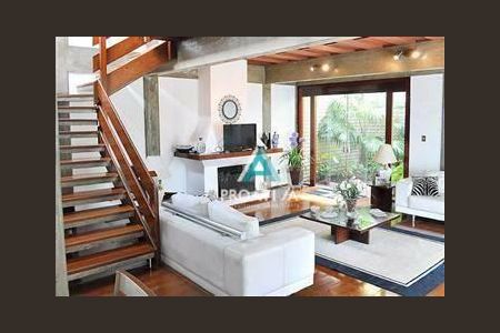 63_photo/94ce425c9b.09604b2c146ebc17-ATLAS-75774629-edab-4314-ba8b-9d56e6dbc4cd.jpg de casa para alugar com 3 quartos, 441m² em Pinheirinho, Santo André